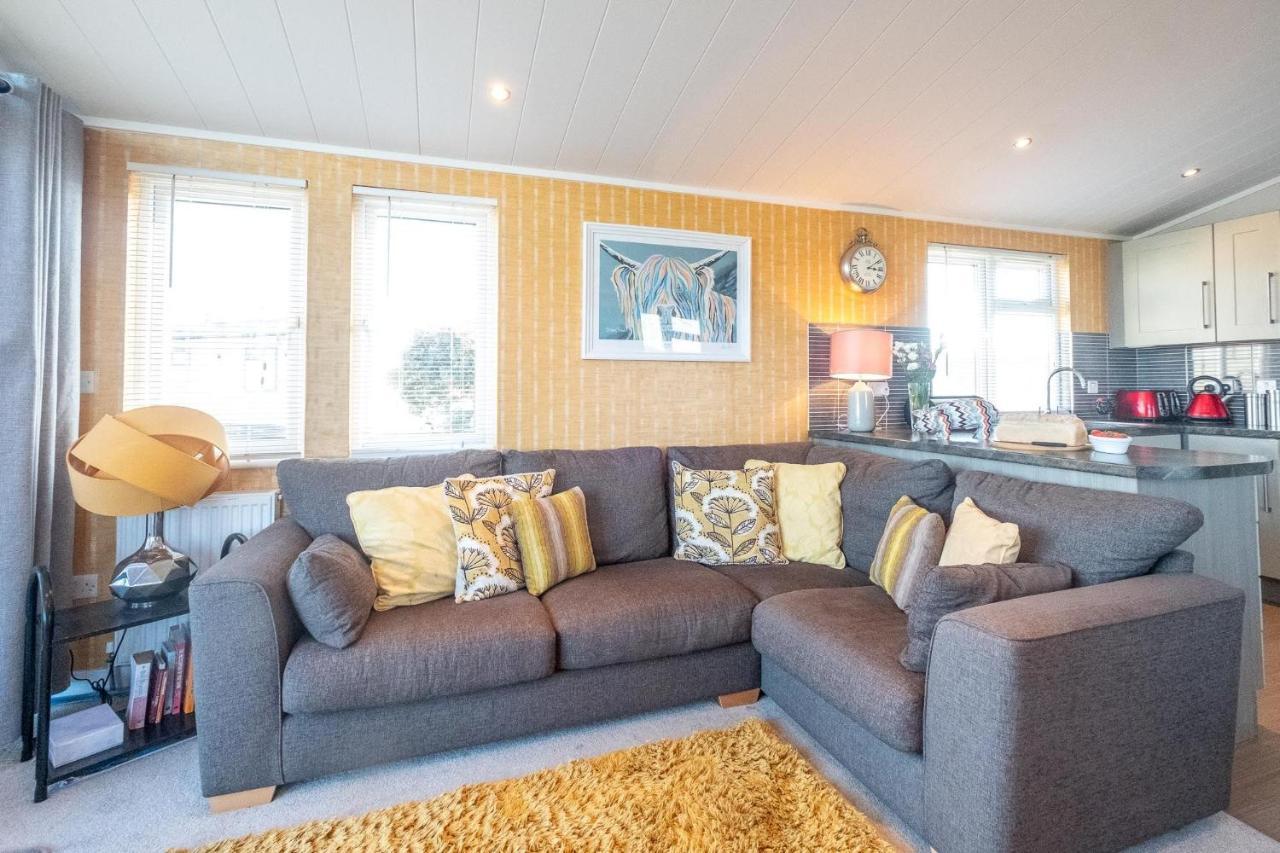 Chelsea Lodge - Aldeburgh Coastal Cottages Sizewell Extérieur photo